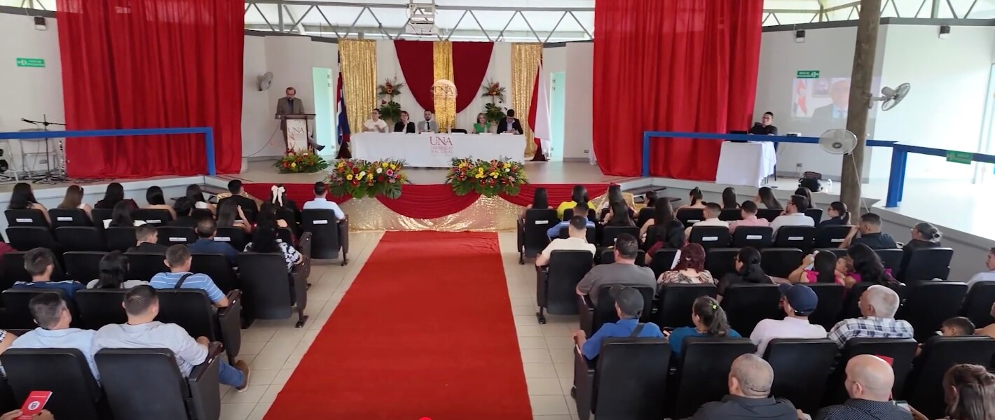 Graduado UNA: “Pensé en dejar mis estudios, no lo hice por mi mamá” 