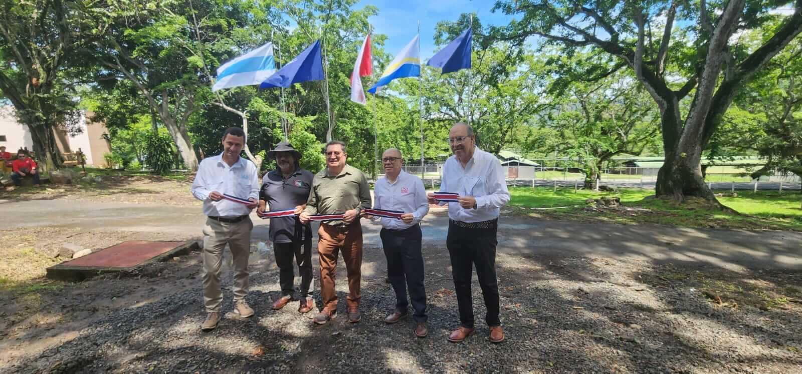 Conare inaugura arboretum para promover la educación ambiental y la investigación