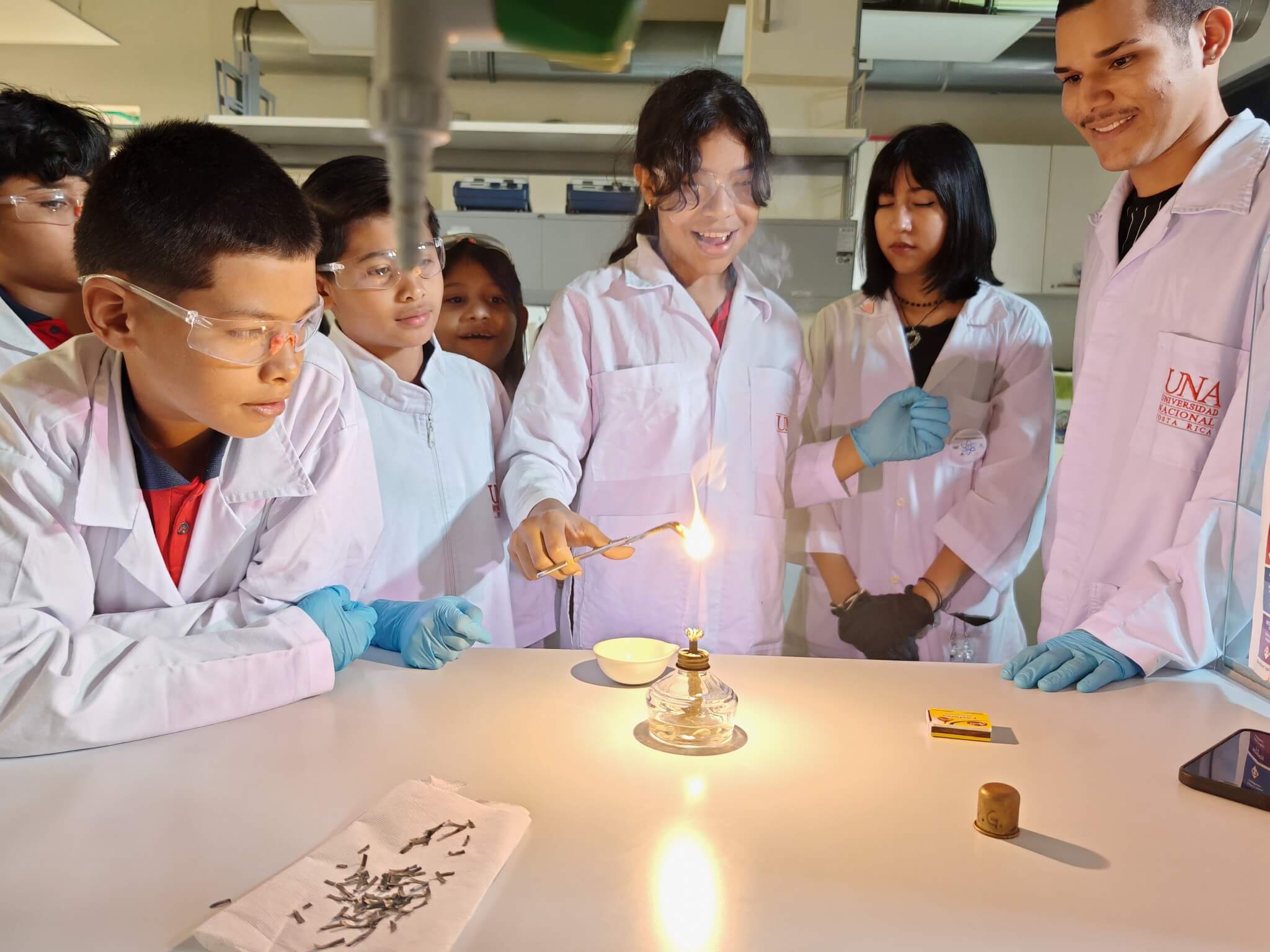 De la escuela al laboratorio