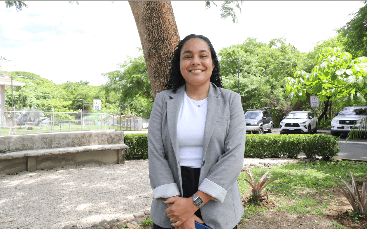 Más que una graduación: una historia de amor y lucha